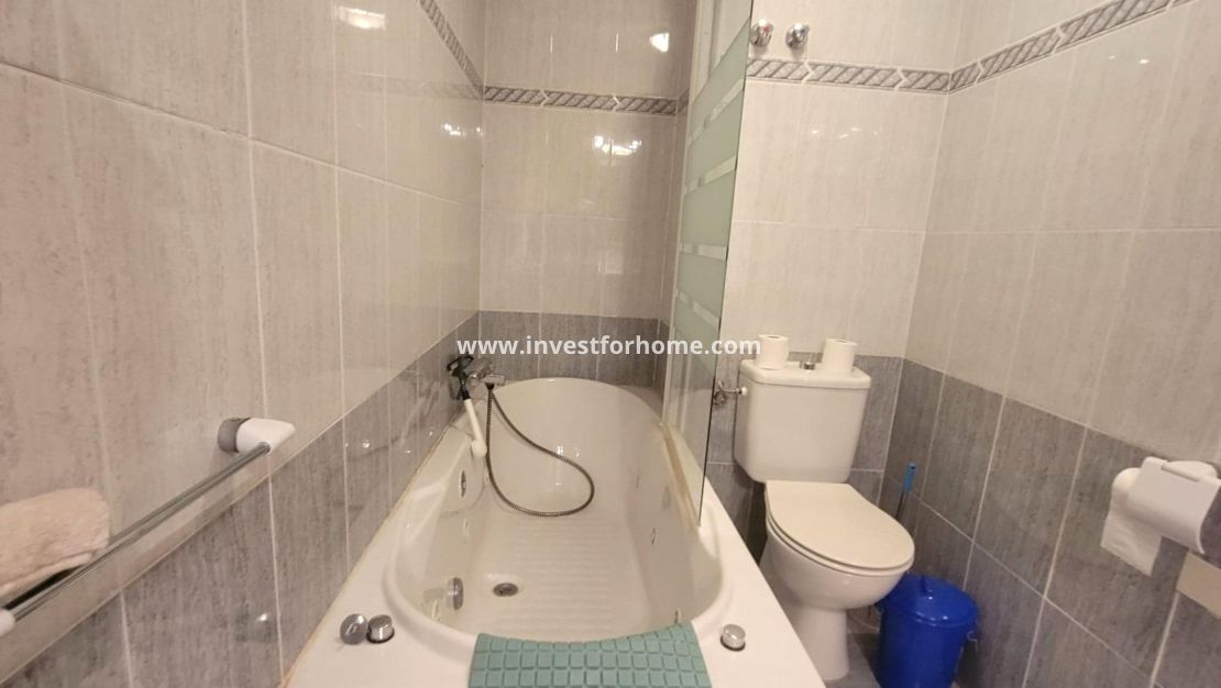 Sale - House - Orihuela Costa - Playa Flamenca