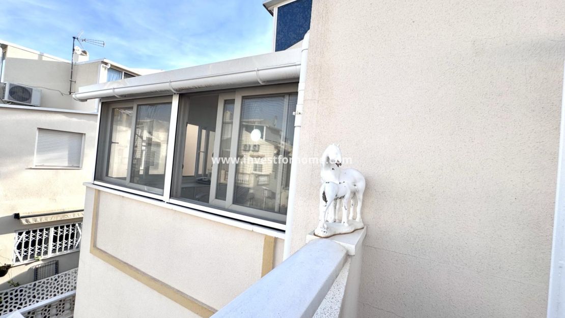 Sale - House - Orihuela Costa - Playa Flamenca