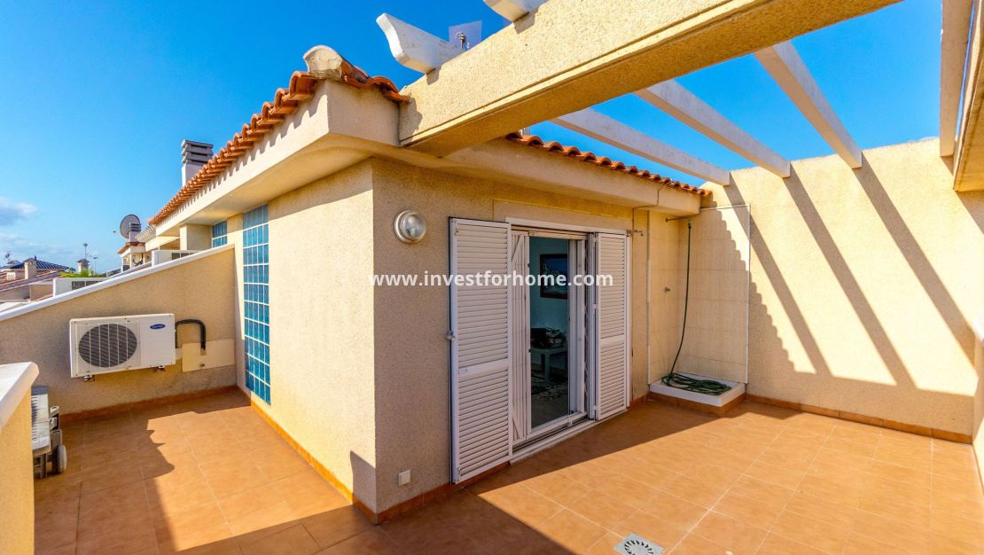 Sale - House - Orihuela Costa - Playa Flamenca