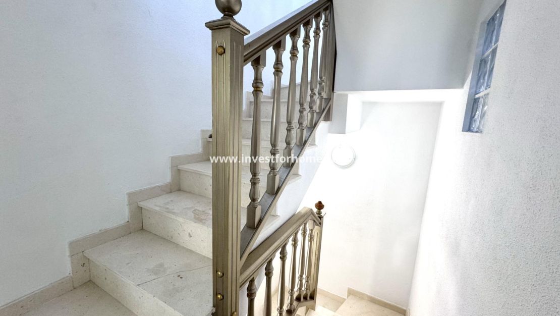 Sale - House - Orihuela Costa - Playa Flamenca