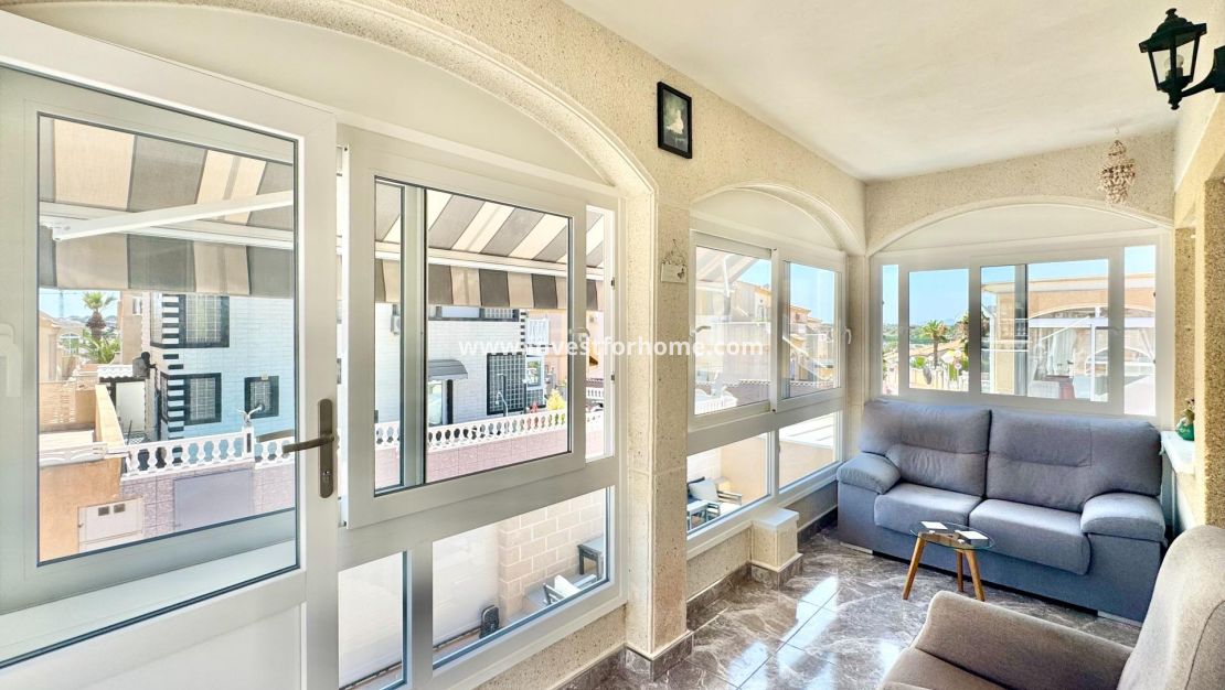 Sale - House - Orihuela Costa - Playa Flamenca