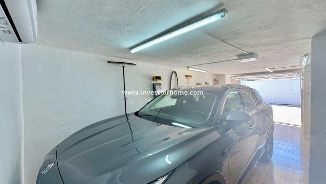 Sale - House - Orihuela Costa - Playa Flamenca