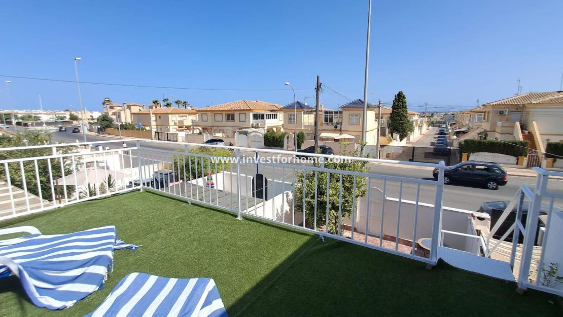 Sale - House - Orihuela Costa - Playa Flamenca