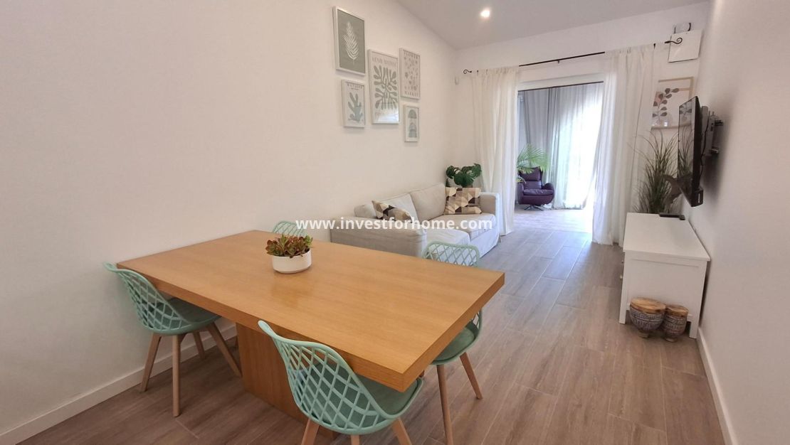Sale - House - Orihuela Costa - Playa Flamenca