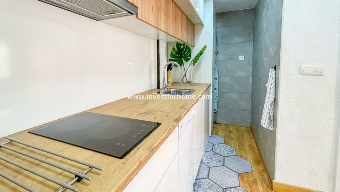 Sale - House - Orihuela Costa - Playa Flamenca