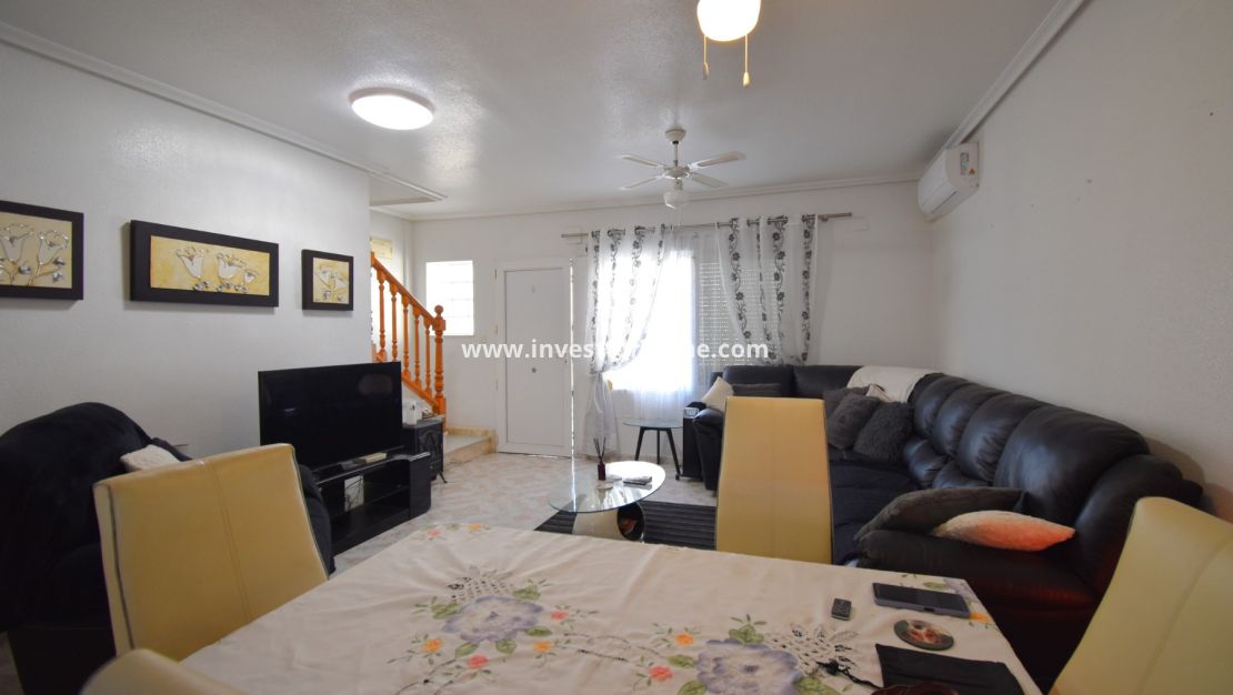 Sale - House - Orihuela Costa - Playa Flamenca
