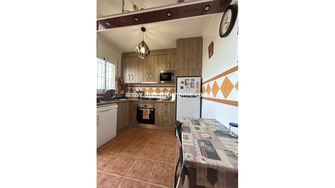 Sale - House - Orihuela Costa - Punta Prima