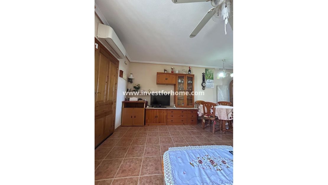 Sale - House - Orihuela Costa - Punta Prima