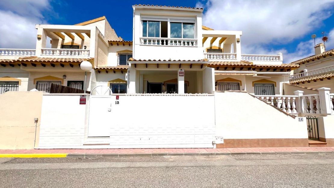 Sale - House - Orihuela Costa - Urbanización Perla Del Mar