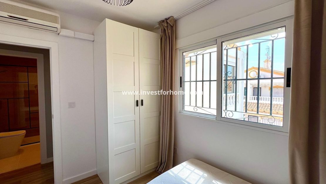 Sale - House - Orihuela Costa - Urbanización Perla Del Mar