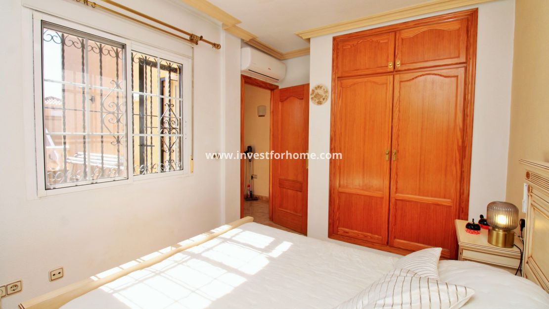 Sale - House - Orihuela Costa - Villamartín