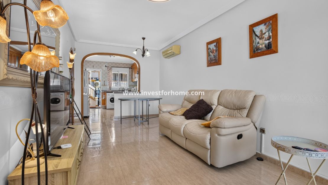 Sale - House - Orihuela Costa - Villamartín