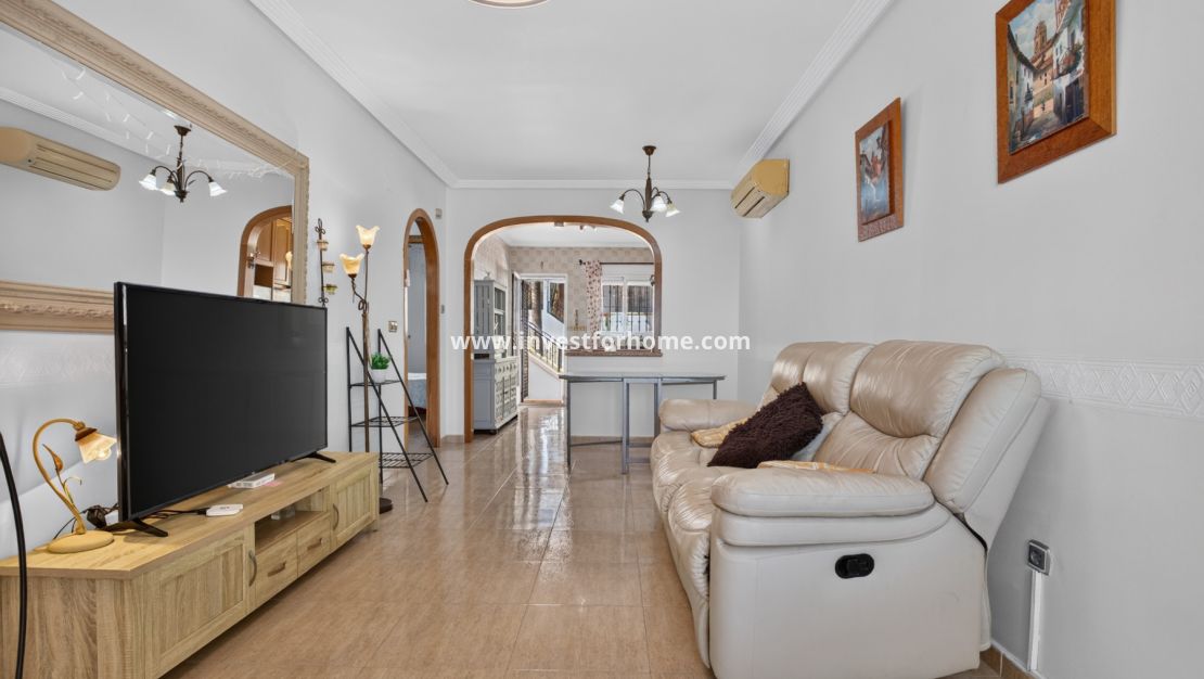 Sale - House - Orihuela Costa - Villamartín