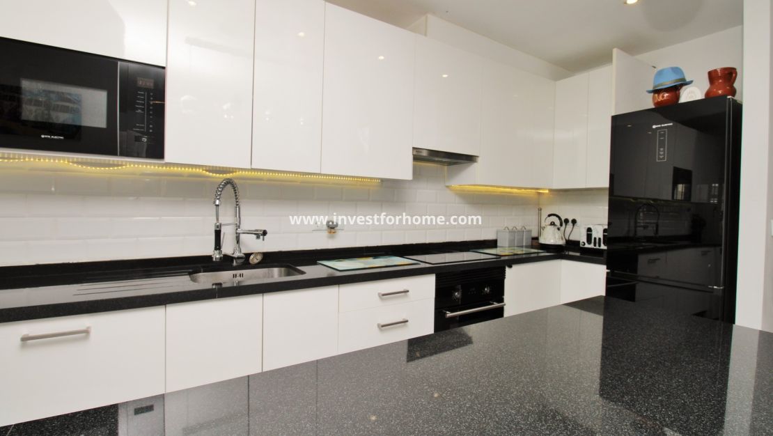 Sale - House - Orihuela Costa - Villamartín