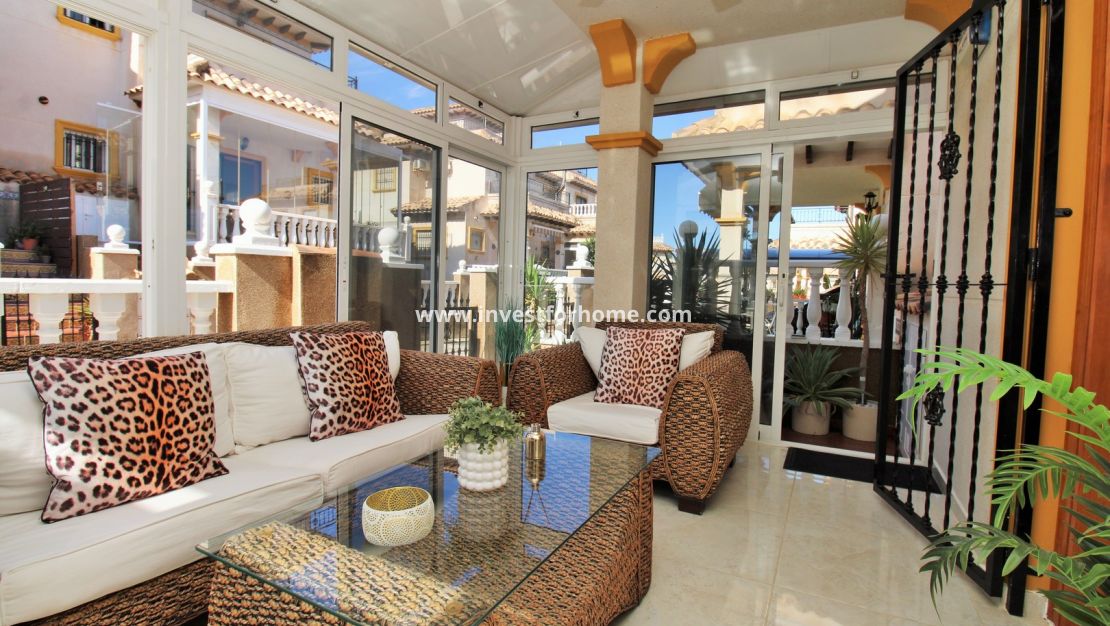 Sale - House - Orihuela Costa - Villamartín