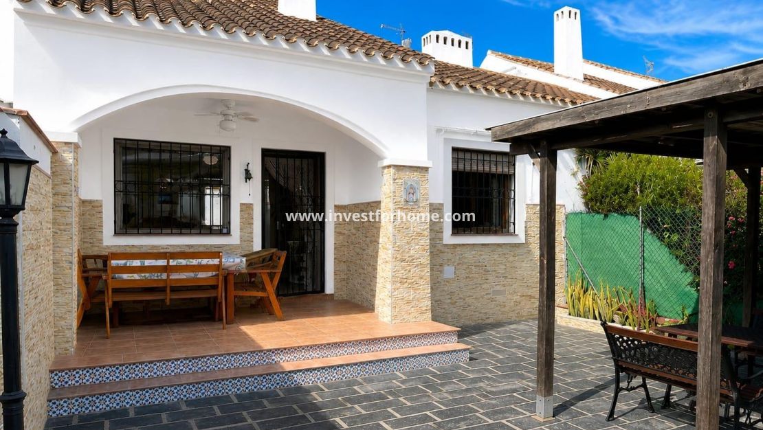 Sale - House - Pilar de la Horadada - Pueblo Latino
