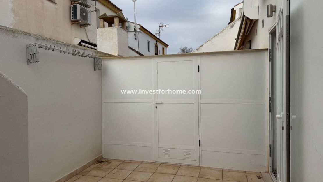 Sale - House - Pilar de la Horadada - Torre De La Horadada