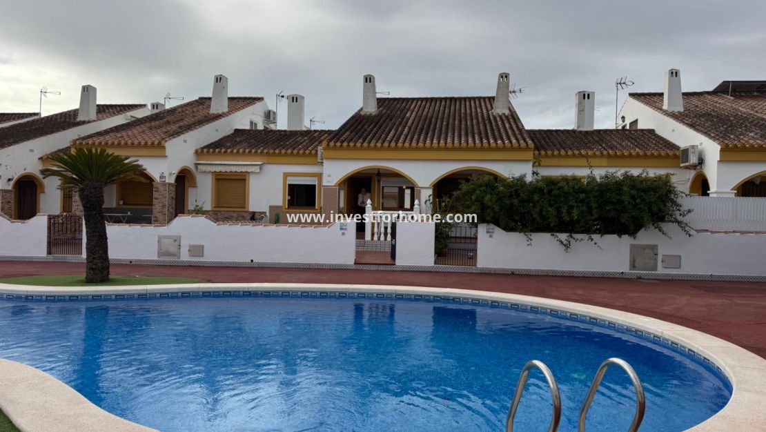 Sale - House - Pilar de la Horadada - Torre De La Horadada