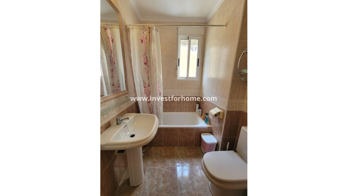 Sale - House - Pilar de la Horadada - Torre De La Horadada