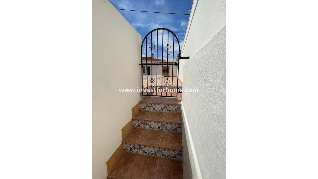 Sale - House - Pilar de la Horadada - Zona Pueblo