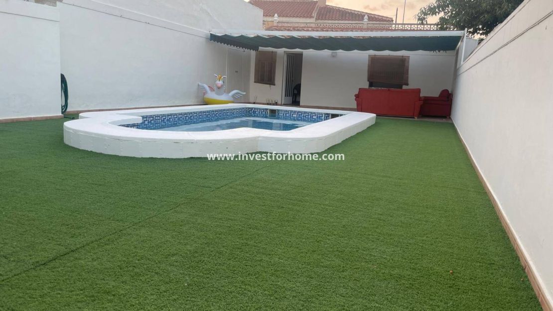 Sale - House - Pilar de la Horadada - Zona Pueblo