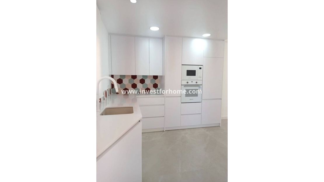 Sale - House - Pilar de la Horadada