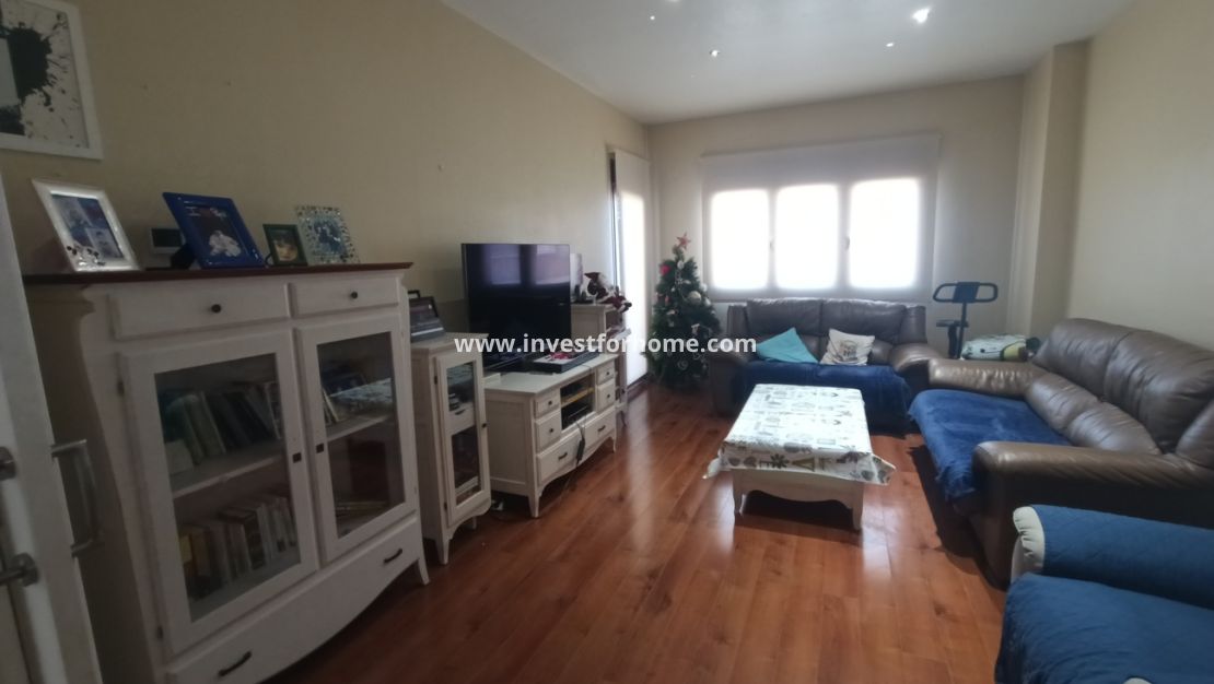 Sale - House - Roldan - Inland