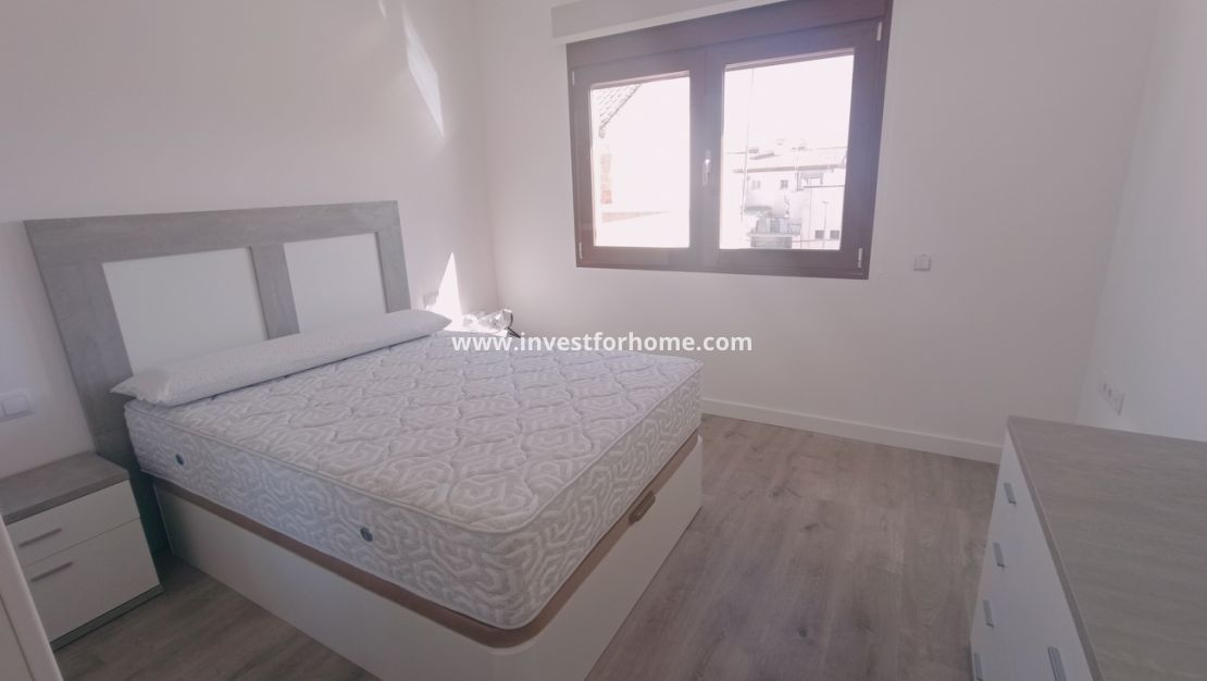 Sale - House - Roldan - Inland