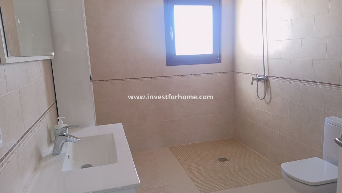 Sale - House - Roldan - Inland