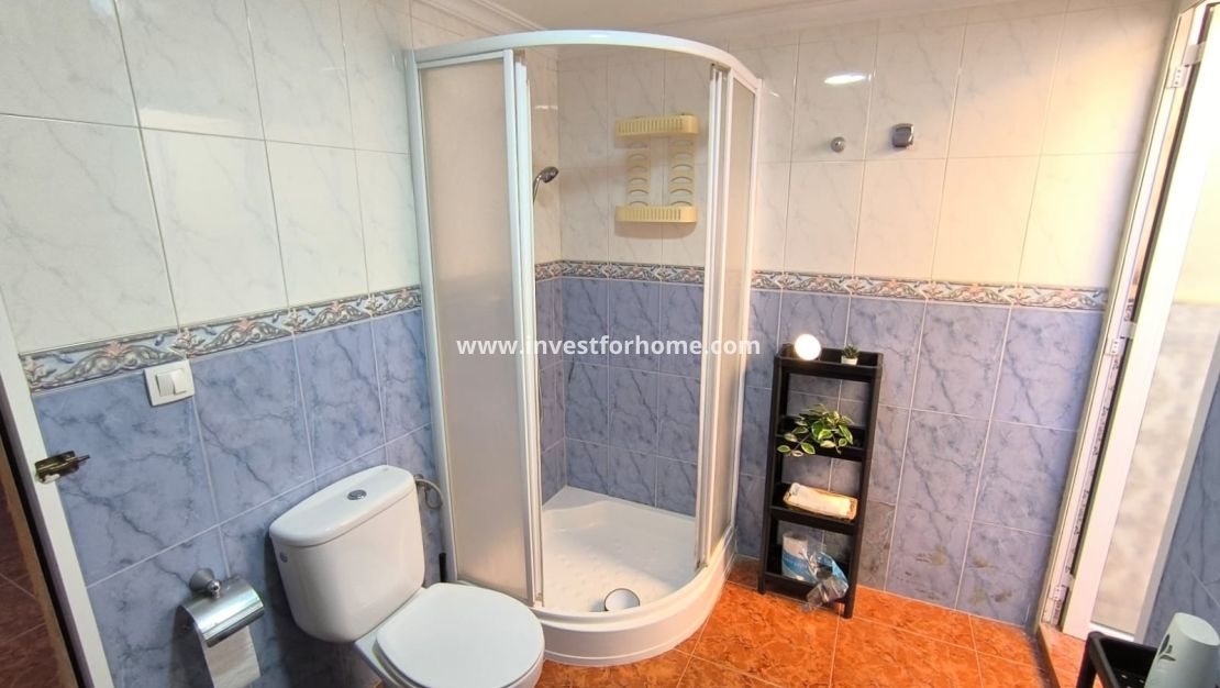 Sale - House - Salinas - Inland