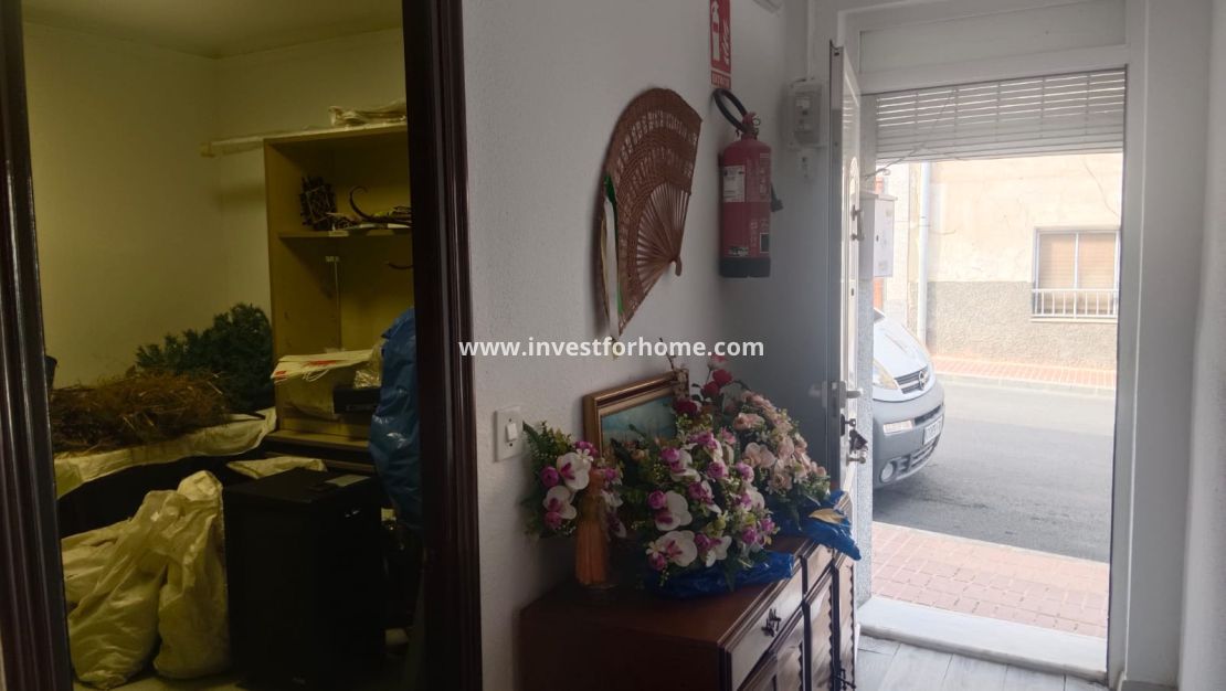 Sale - House - Salinas - Inland