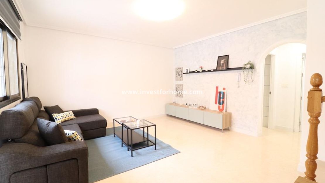 Sale - House - San Miguel de Salinas - Inland