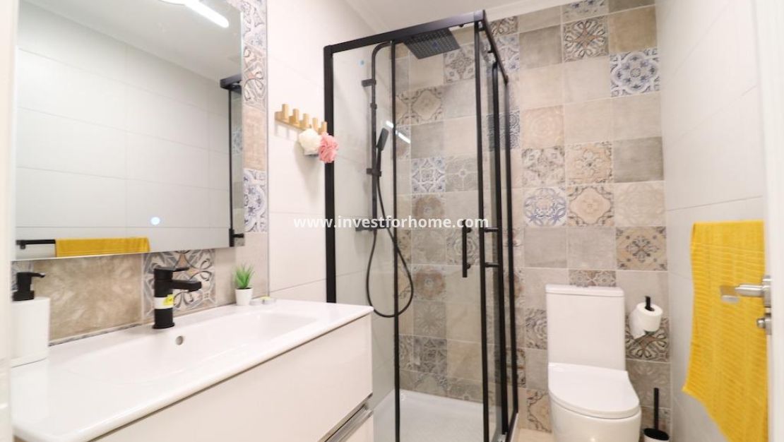 Sale - House - San Miguel de Salinas - Inland