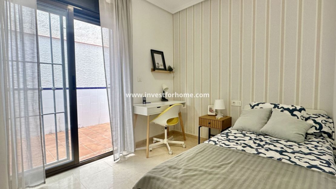 Sale - House - San Miguel de Salinas - Inland