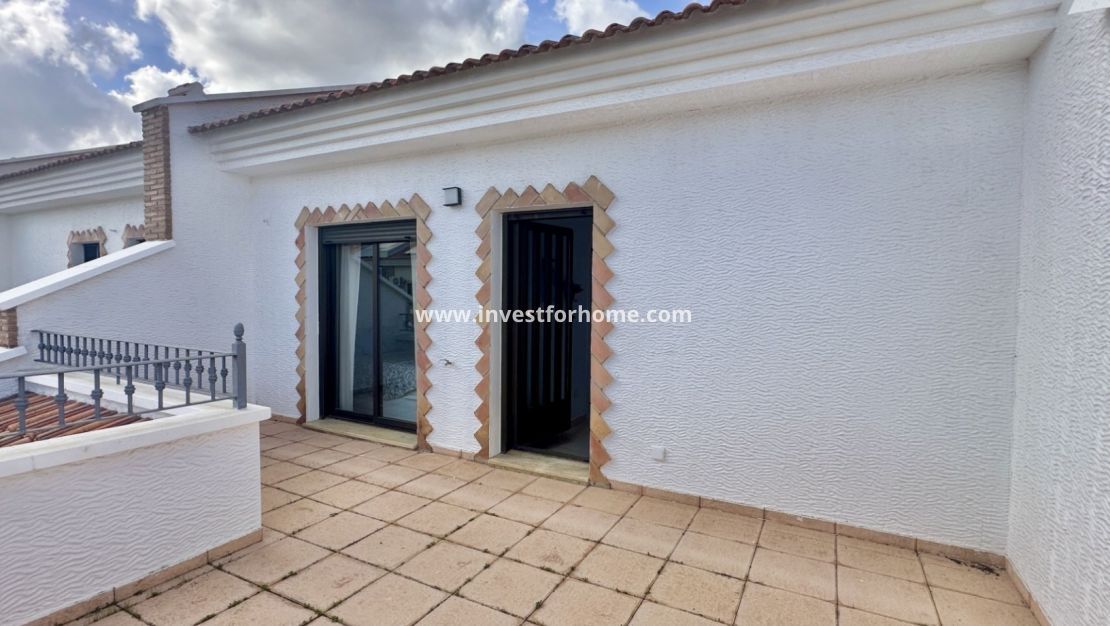 Sale - House - San Miguel de Salinas - Inland