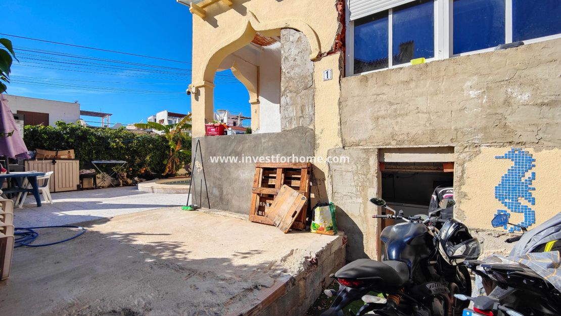 Sale - House - San Miguel de Salinas - Inland