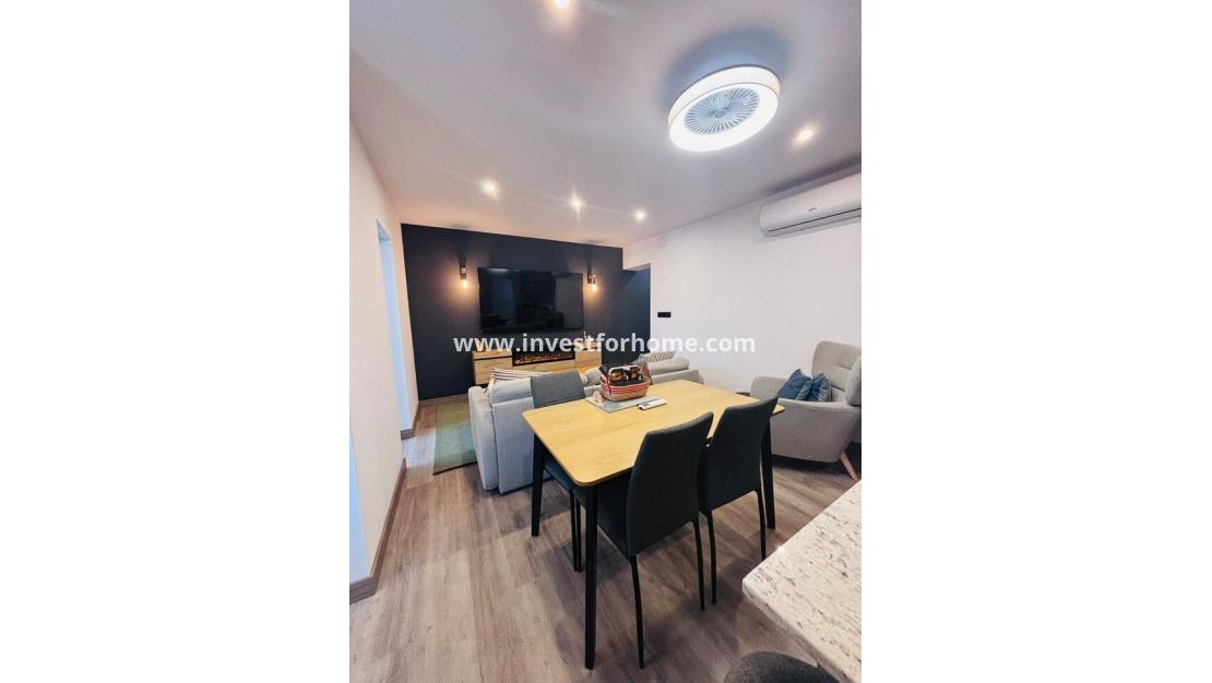 Sale - House - San Miguel de Salinas - Inland