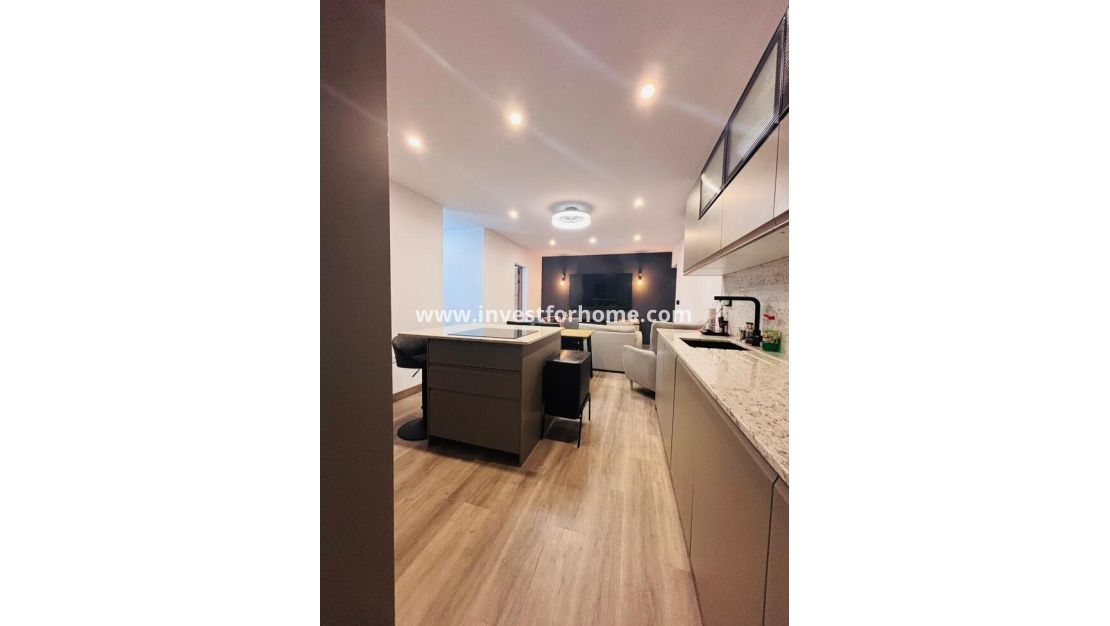 Sale - House - San Miguel de Salinas - Inland