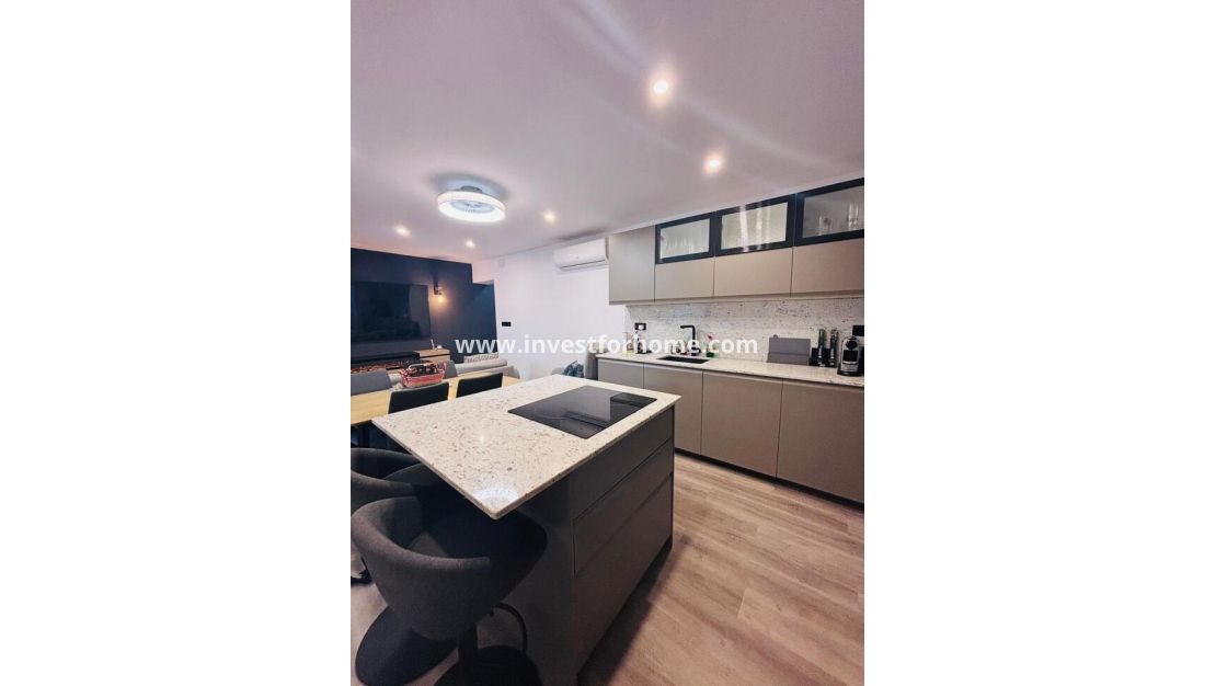 Sale - House - San Miguel de Salinas - Inland