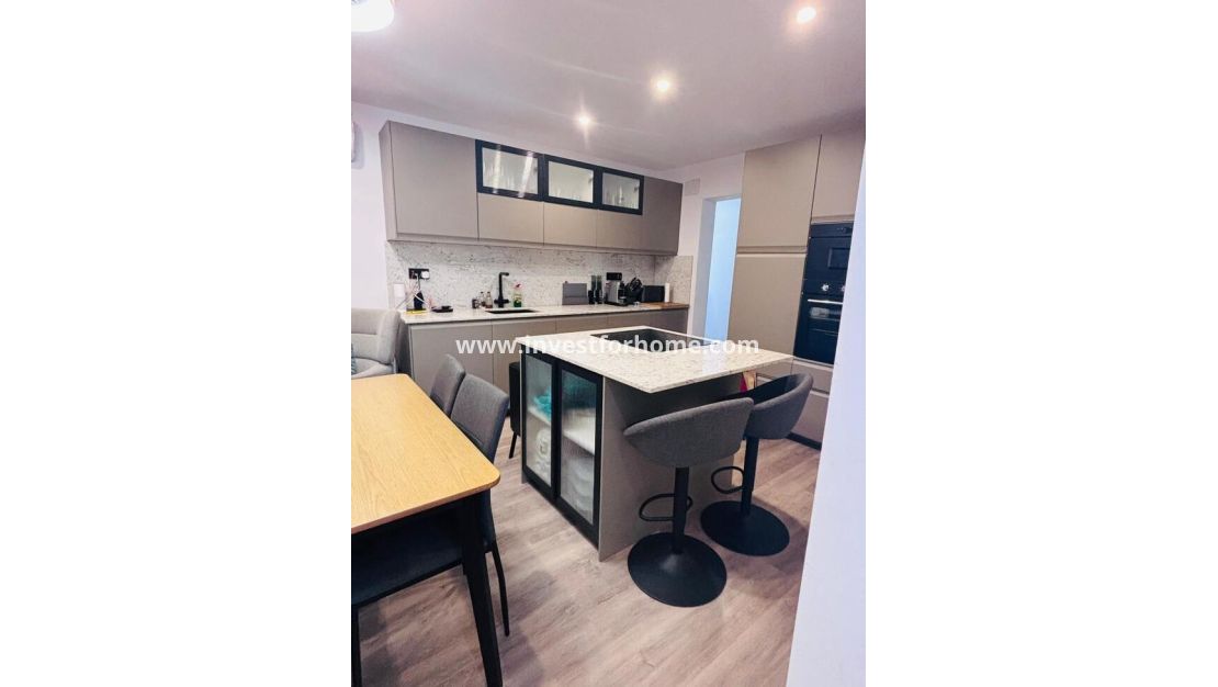 Sale - House - San Miguel de Salinas - Inland