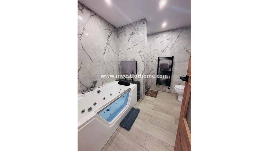 Sale - House - San Miguel de Salinas - Inland