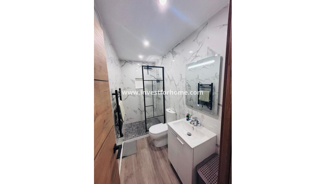 Sale - House - San Miguel de Salinas - Inland