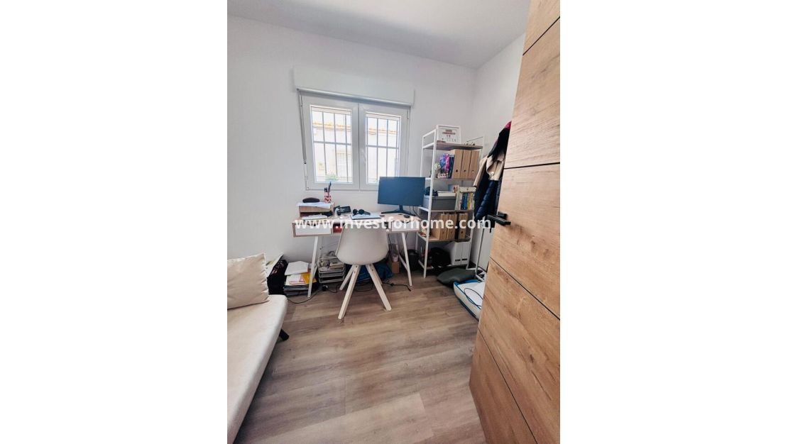 Sale - House - San Miguel de Salinas - Inland