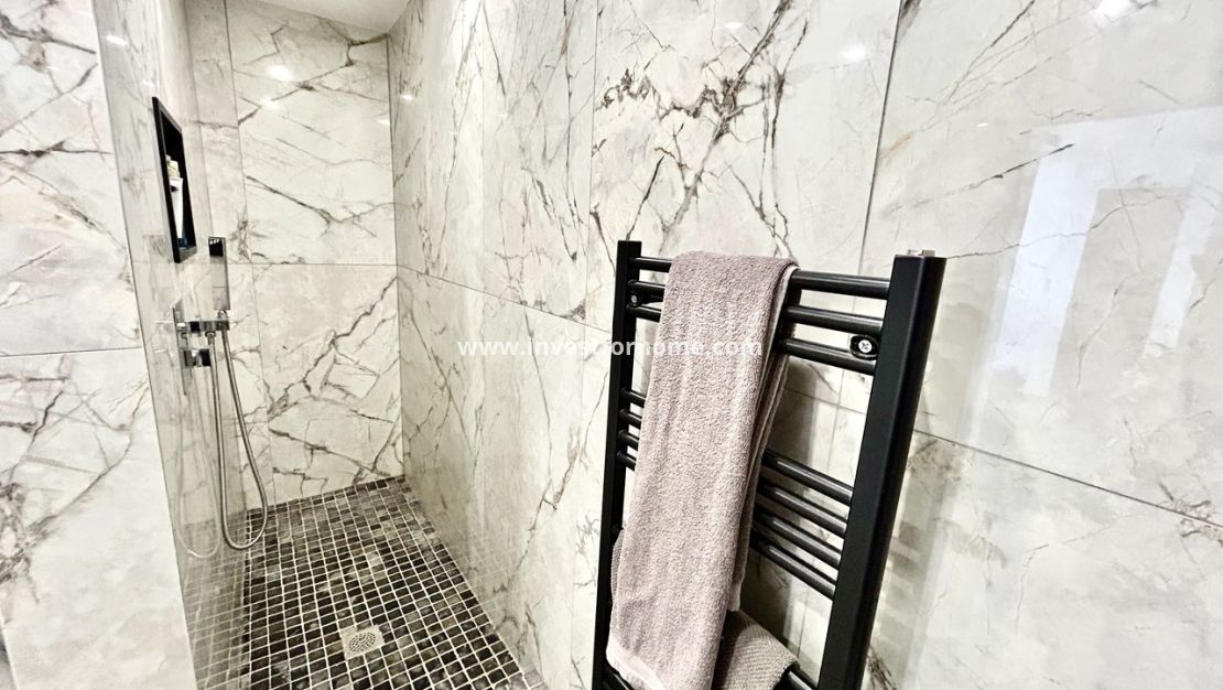 Sale - House - San Miguel de Salinas - Inland