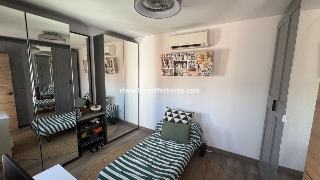 Sale - House - San Miguel de Salinas - Inland