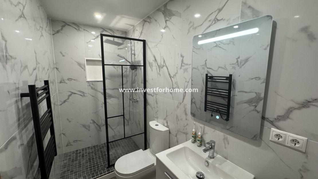 Sale - House - San Miguel de Salinas - Inland