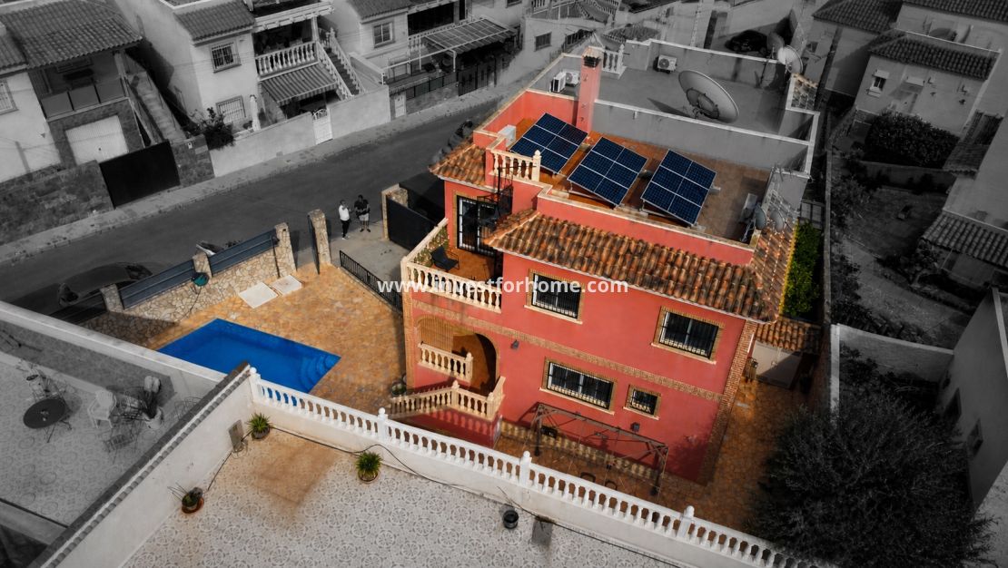 Sale - House - San Miguel de Salinas - Inland