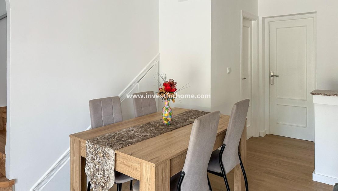 Sale - House - San Miguel de Salinas - Las Filipinas