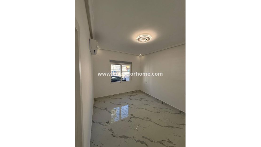 Sale - House - San Pedro del Pinatar - San Pedro Del Pinatar Centro