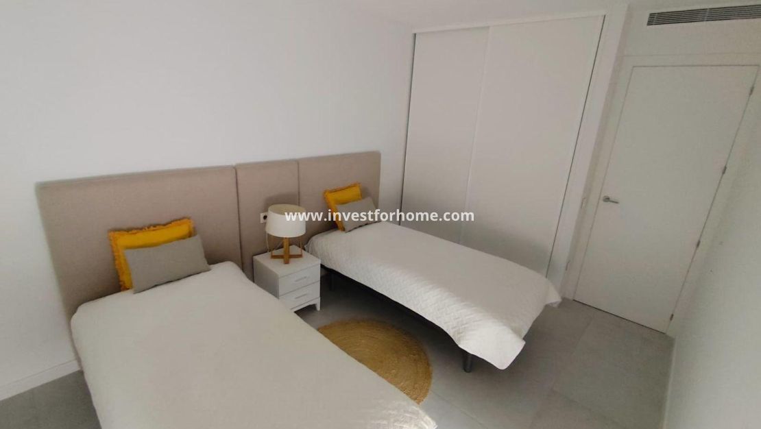 Sale - House - Torrevieja - aguas nuevas